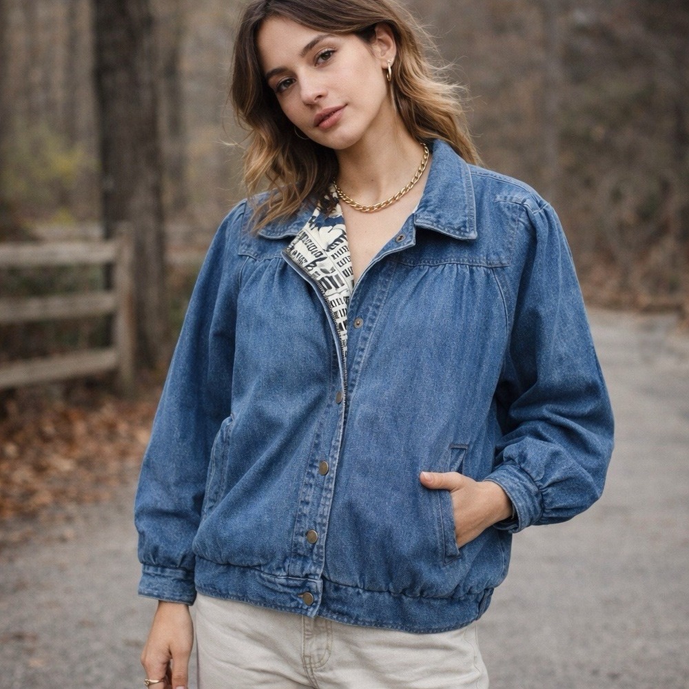 VTG 90s Women's Denim‎ Bomber Jacket AOP Newspaper Print Lined Blue Jean Coat M
